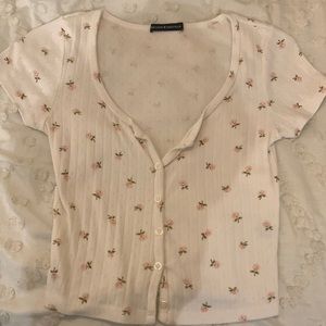Brandy Melville button up cropped shirt one size but fits a small